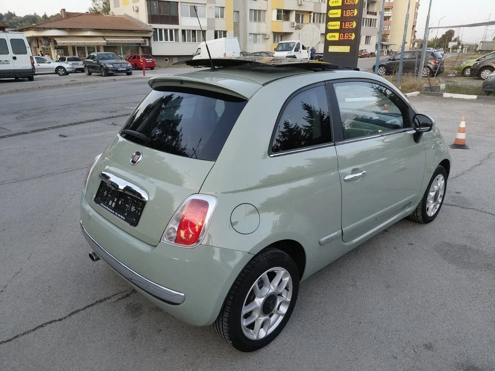 Fiat 500 1.3 M-jet PANORAMA, снимка 3 - Автомобили и джипове - 55927356