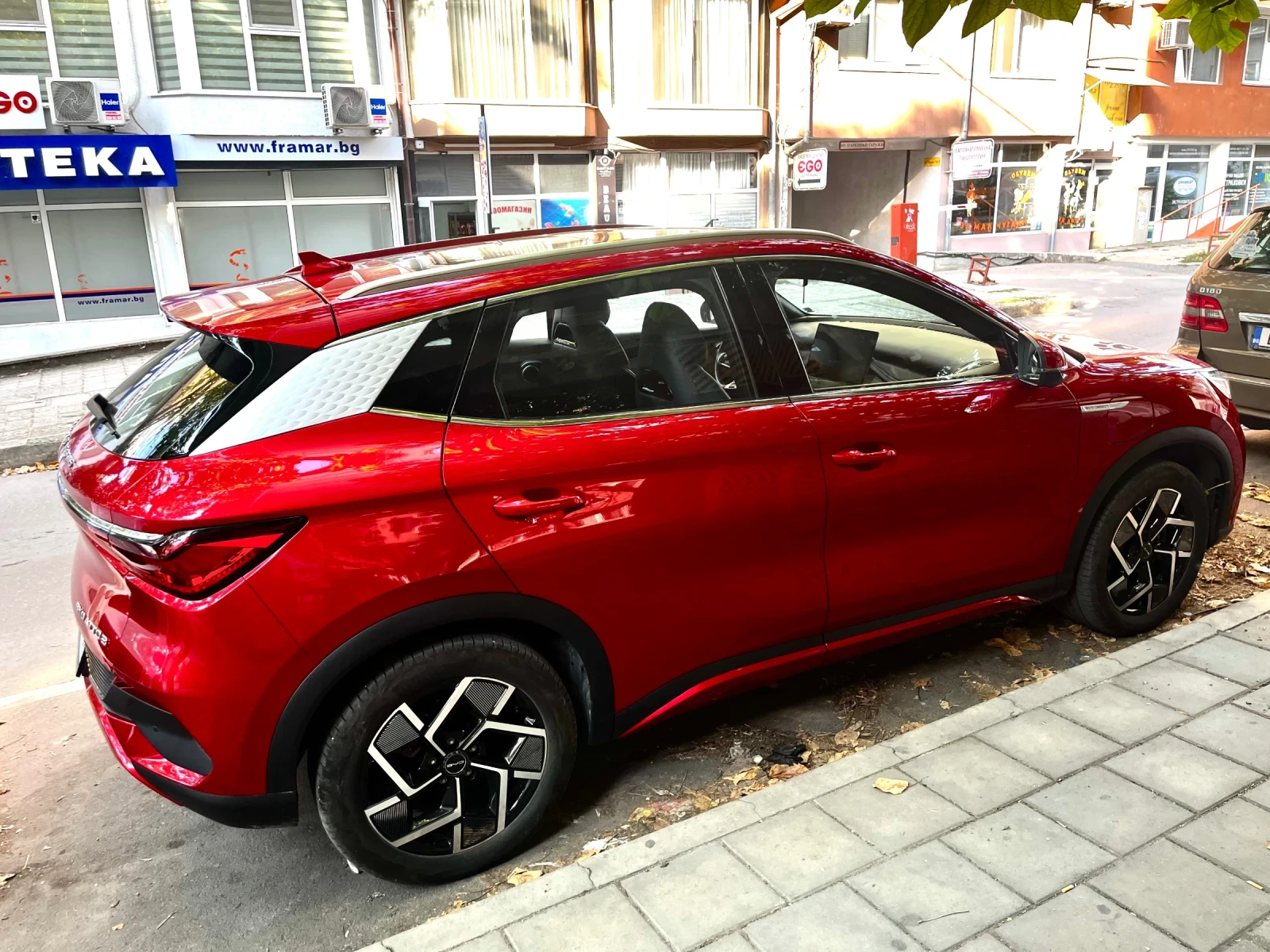 BYD Atto3 BYD Atto 3 60 kWh Design / 204 к.с., снимка 2 - Автомобили и джипове - 55951766