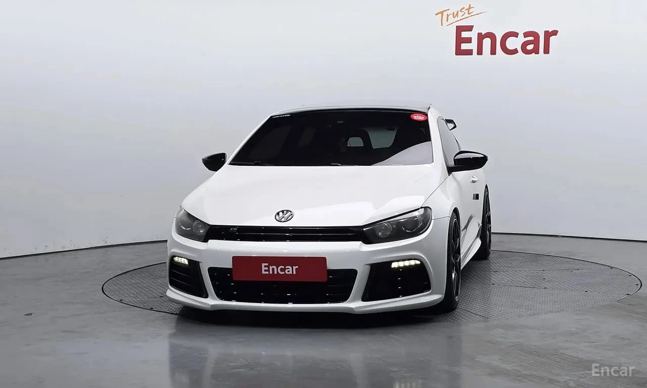 VW Scirocco * 2.0 TSI R * ФИНАНСИРАНЕ, снимка 3 - Автомобили и джипове - 56145683