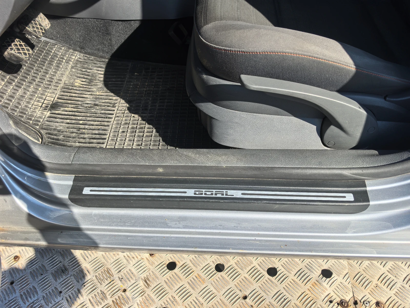 VW Polo 9N 1.4i, снимка 9 - Автомобили и джипове - 56324584