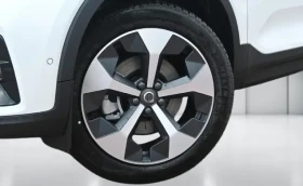 Volvo XC40 B4 = Ultra Dark = Гаранция, снимка 5