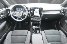 Volvo XC40 B4 = Ultra Dark = Гаранция - 41166 € / 80513.70 лв. - 83201853 9