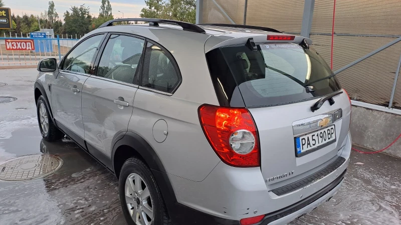 Chevrolet Captiva, снимка 6 - Автомобили и джипове - 47399108