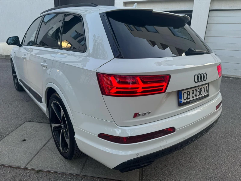 Audi SQ7, снимка 4 - Автомобили и джипове - 47719305