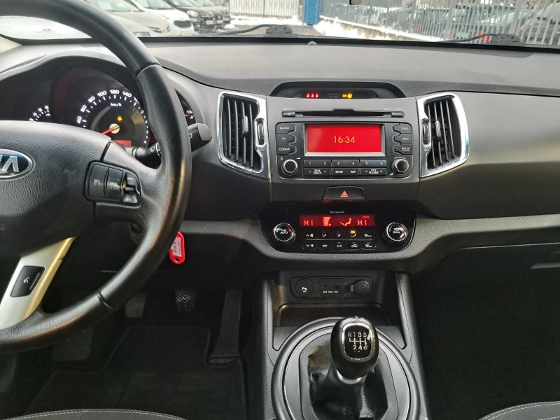 Kia Sportage 1.6I-БЕНЗИН-CAMERA-PANORAMA-EU5B, снимка 11 - Автомобили и джипове - 48650419