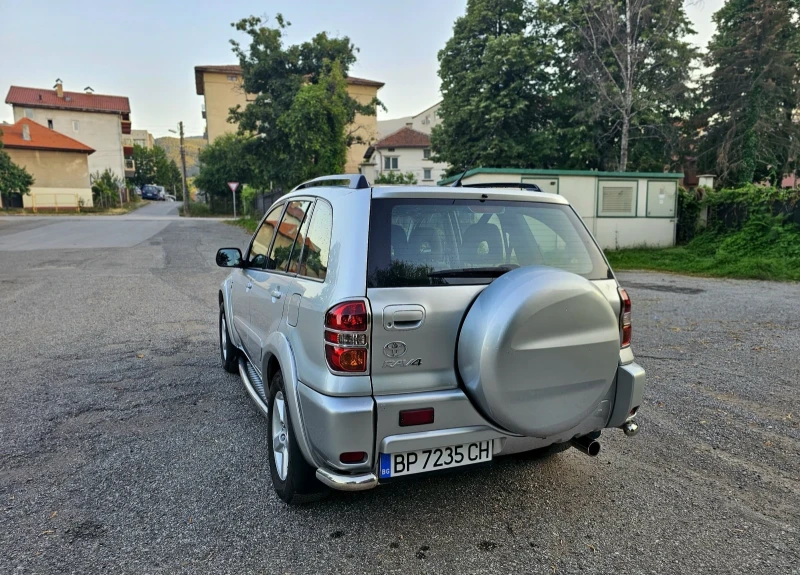 Toyota Rav4 2.0 16V D-4D, , снимка 6 - Автомобили и джипове - 52104491