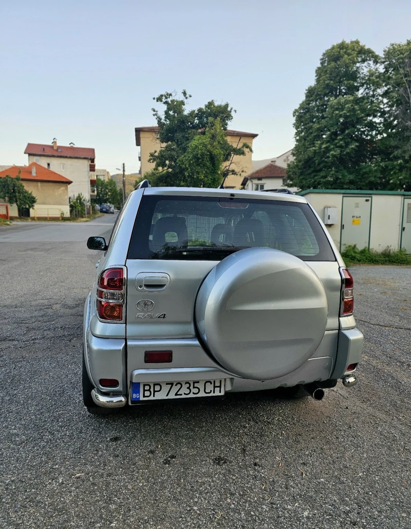 Toyota Rav4 2.0 16V D-4D, , снимка 8 - Автомобили и джипове - 52104491