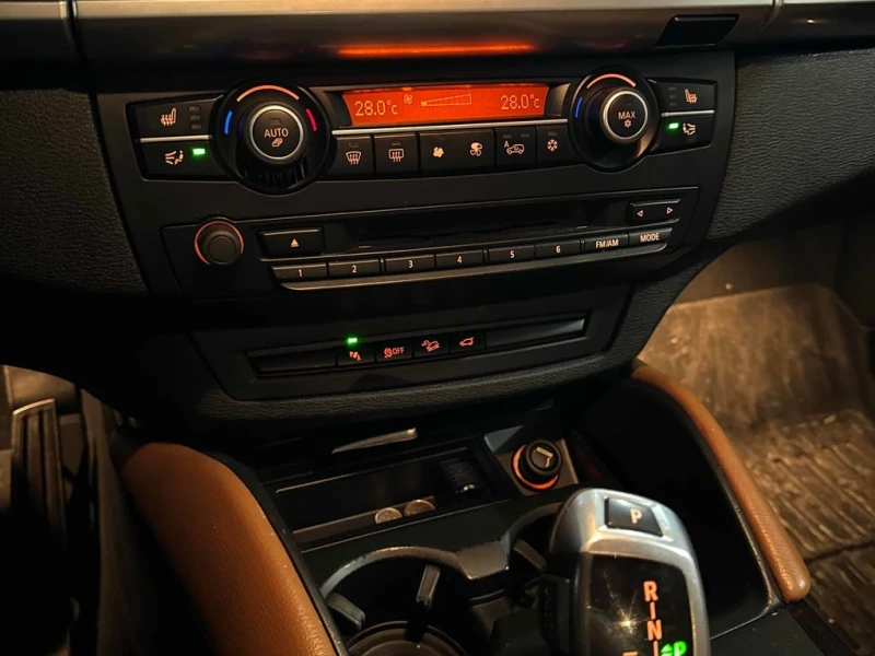 BMW X6 * xDrive35i * CARFAX * ЦЕНА ДО БГ, снимка 11 - Автомобили и джипове - 53260891