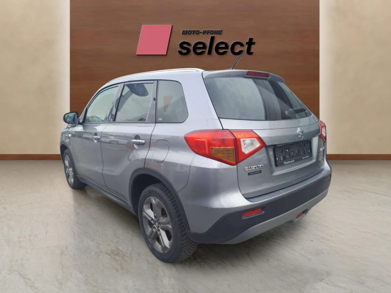 Suzuki Vitara 1.6, снимка 7 - Автомобили и джипове - 53268354