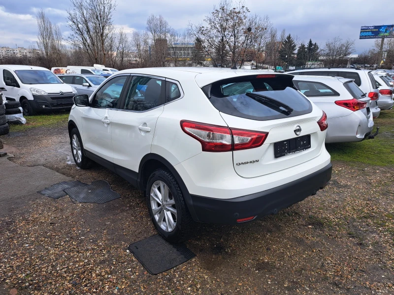 Nissan Qashqai 1.2i - 115 KS.navi kamera , снимка 4 - Автомобили и джипове - 53393670