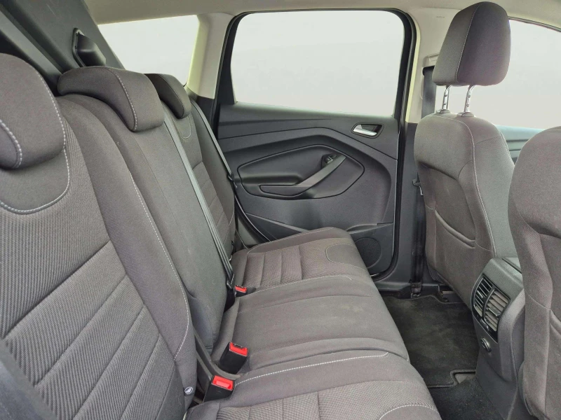 Ford Kuga 2.0 TDCi, снимка 9 - Автомобили и джипове - 53427454