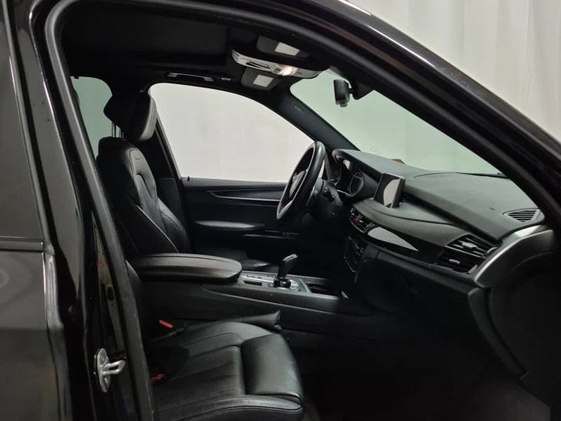 BMW X5 xDrive35i * M-Sport * Дигитално табло * CARFAX * , снимка 9 - Автомобили и джипове - 53514975