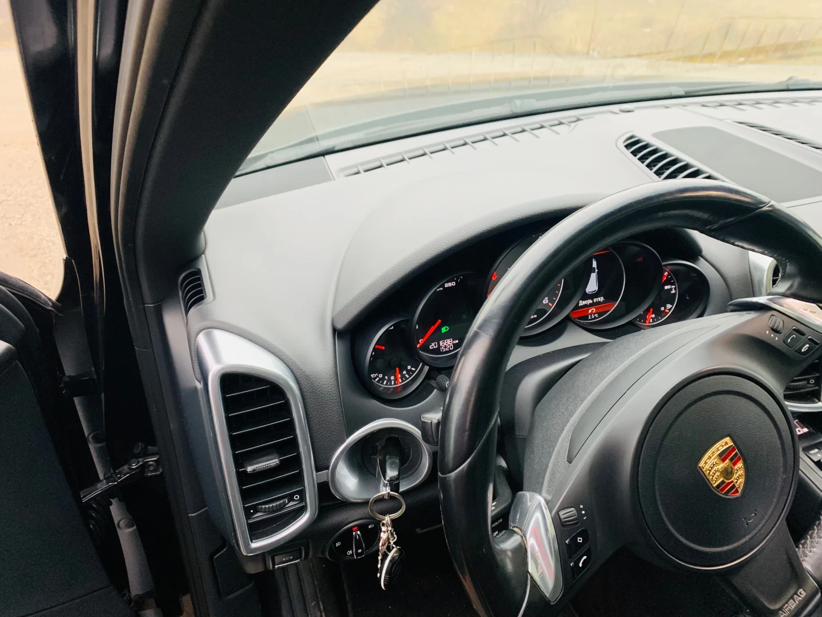 Porsche Cayenne  - изображение 9