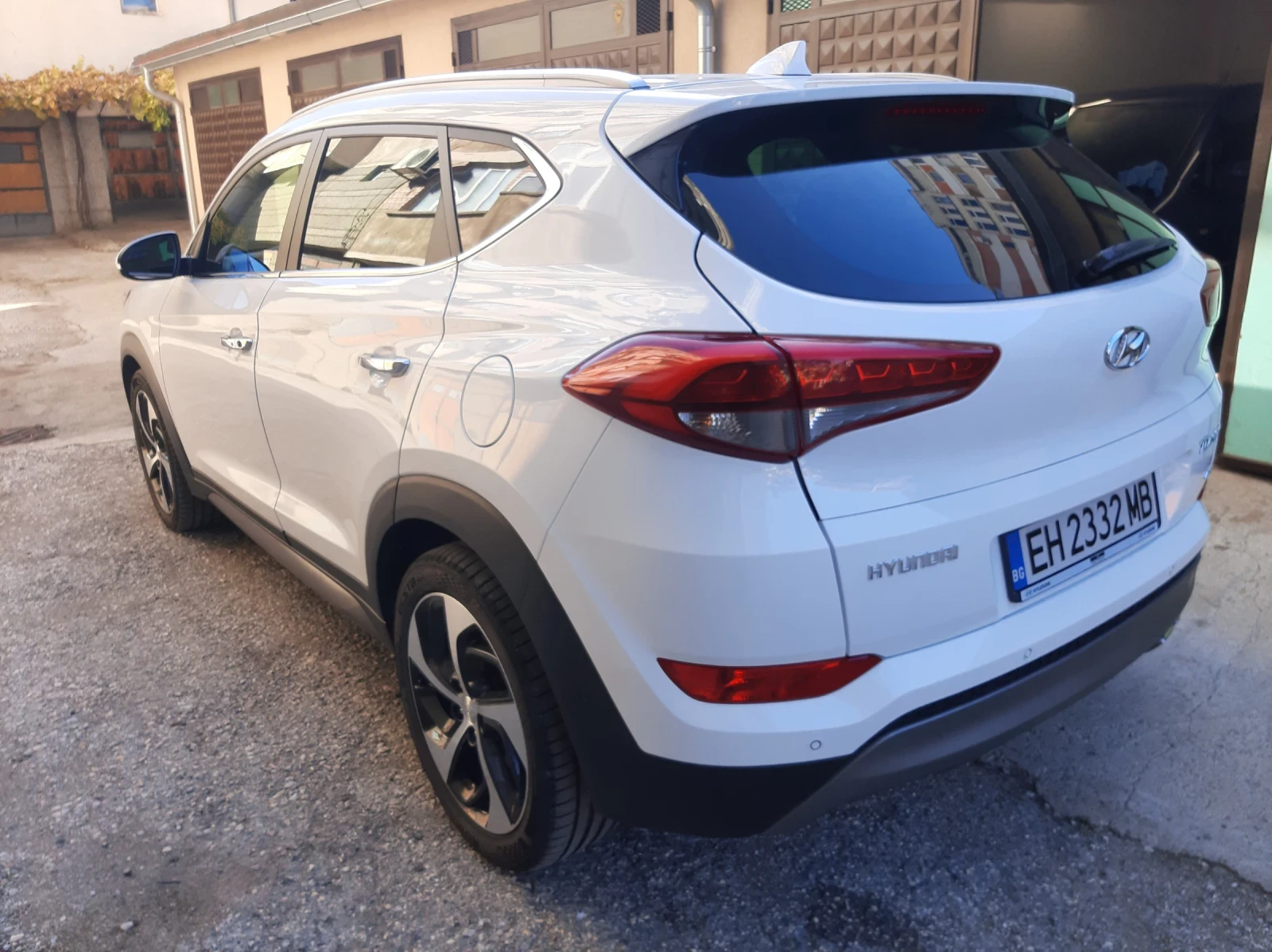Hyundai Tucson 2.0 GRDI 185 k.c. | Mobile.bg � ����������� 3