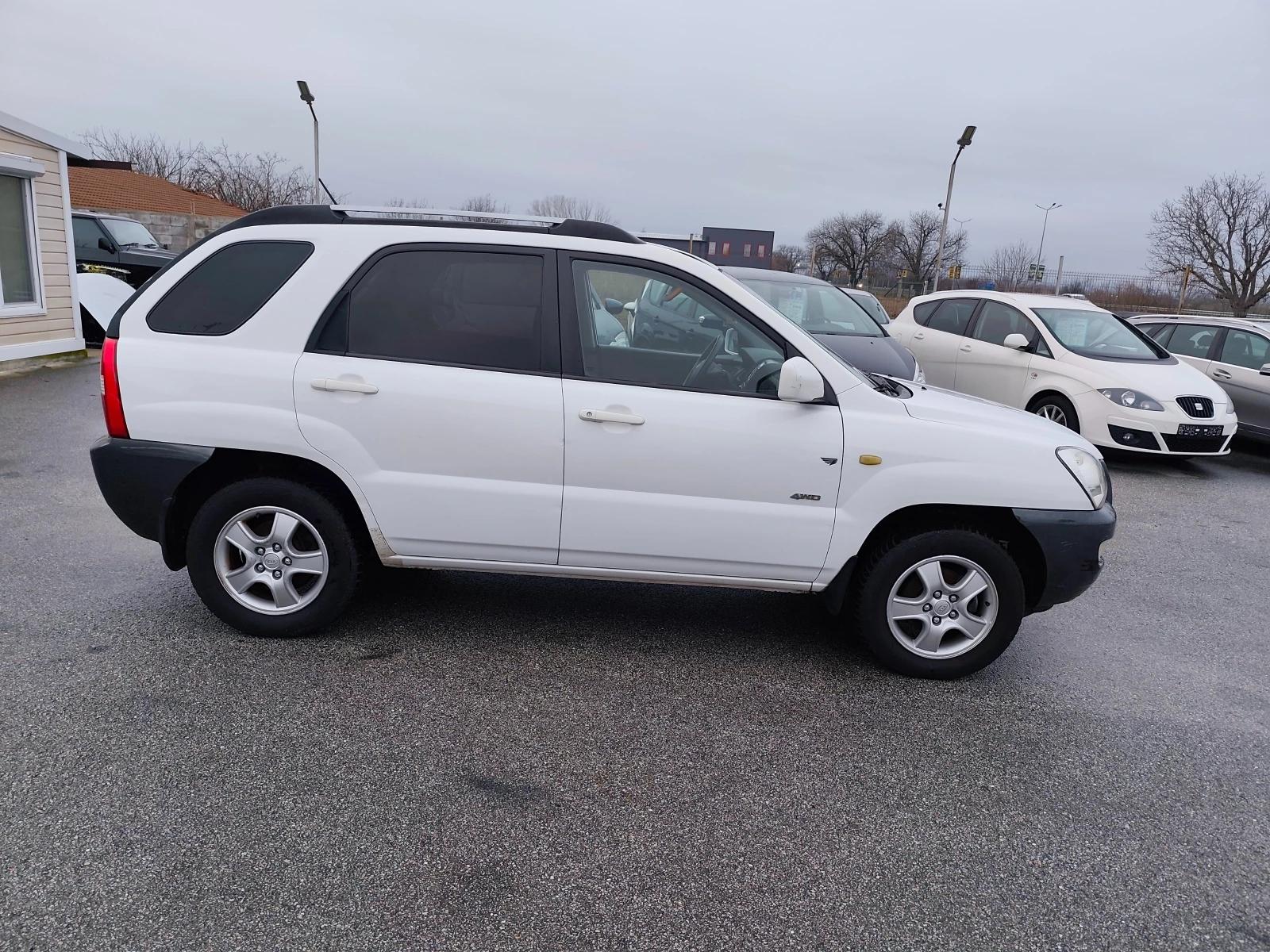 Kia Sportage 2.0i - изображение 2