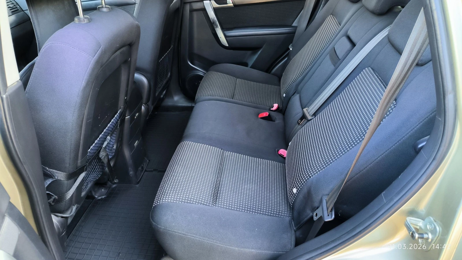 Chevrolet Captiva C100, 2.4, ГИ, снимка 16 - Автомобили и джипове - 53799504