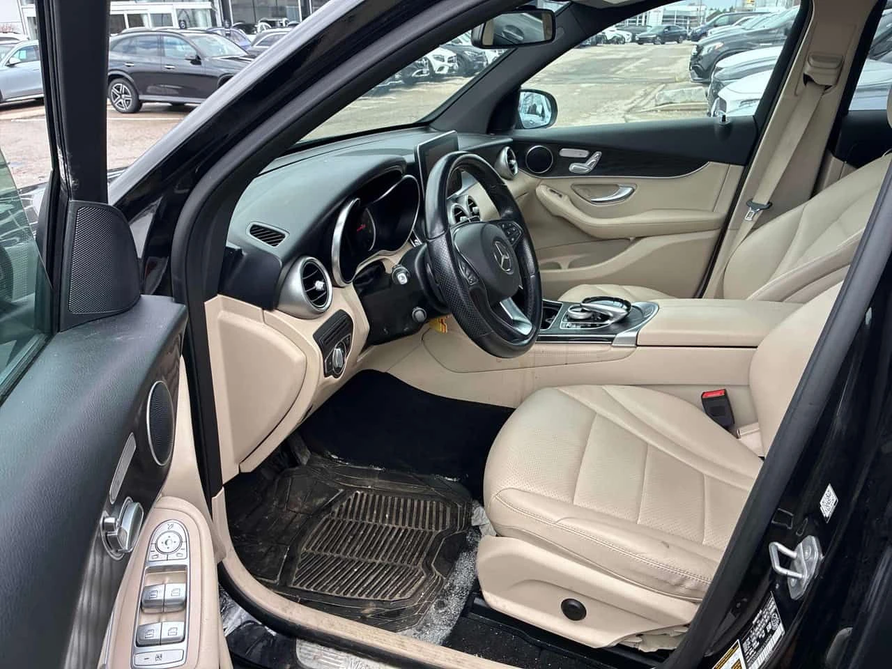 Mercedes-Benz GLC 300 * CARFAX * ��������� * ������� *  | Mobile.bg � ����������� 5