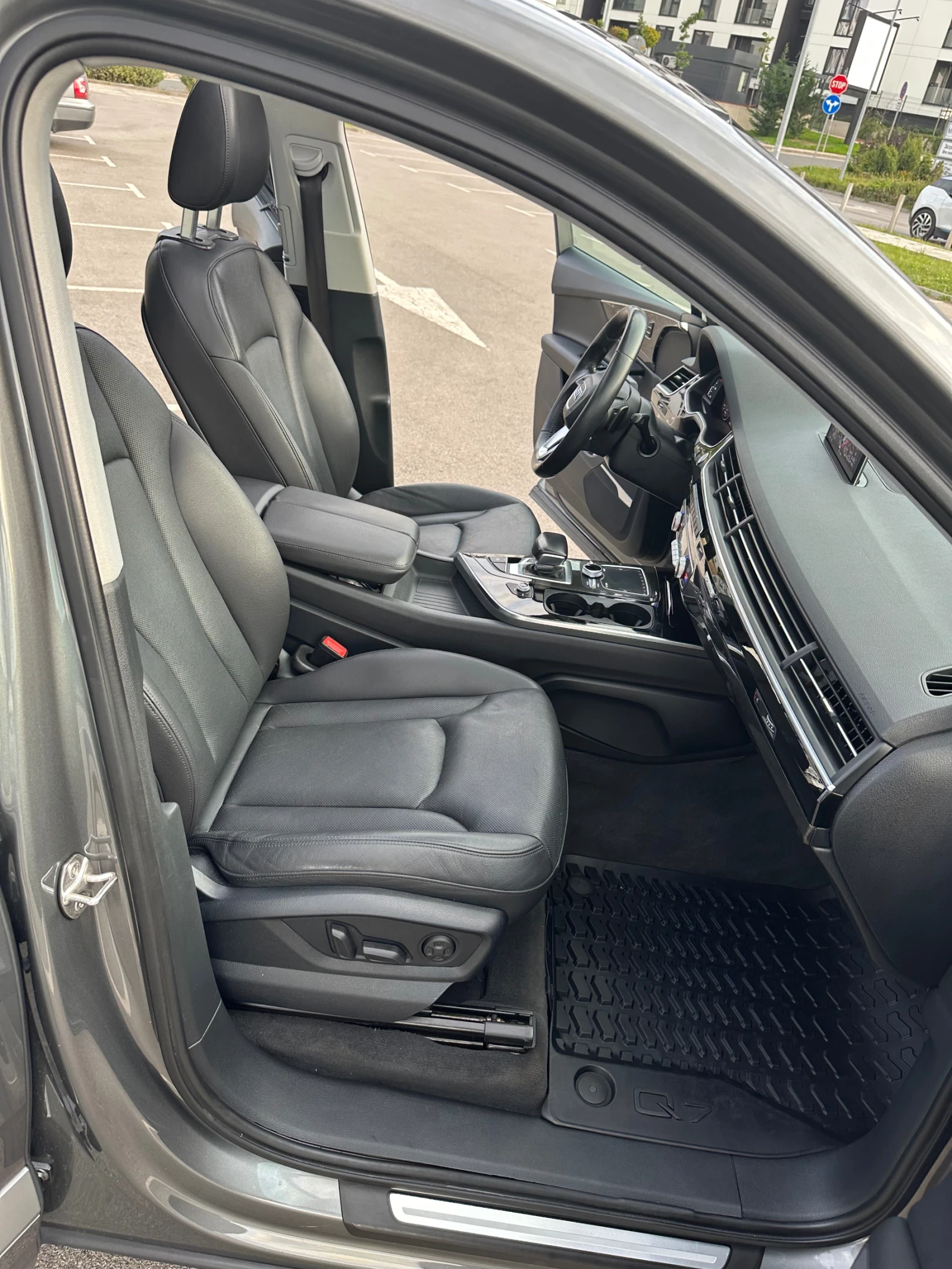 Audi Q7 3.0 TFSI | Mobile.bg � ����������� 11