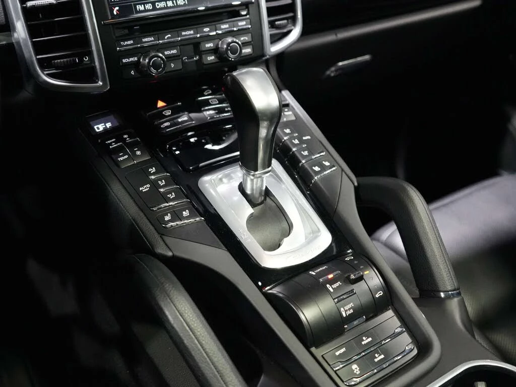 Porsche Cayenne S* PANO* BOSE* ОБДУХ* КАБЕЛ* ЧИСТО МИНАЛО* КРАЙНА , снимка 11 - Автомобили и джипове - 55544661