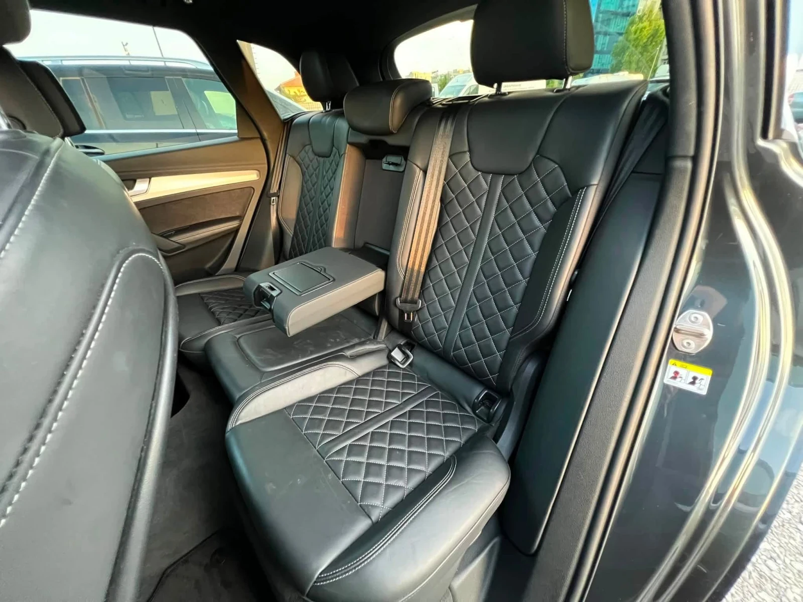 Audi SQ5 3.0TFSI* B&O* BLIND SPOT* PANO* СПЕШНО до 30.8, снимка 9 - Автомобили и джипове - 55805690