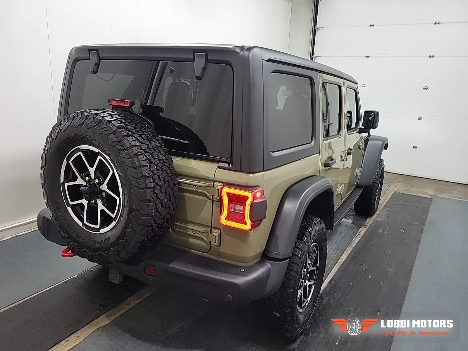 Jeep Wrangler, снимка 3 - Автомобили и джипове - 56069205