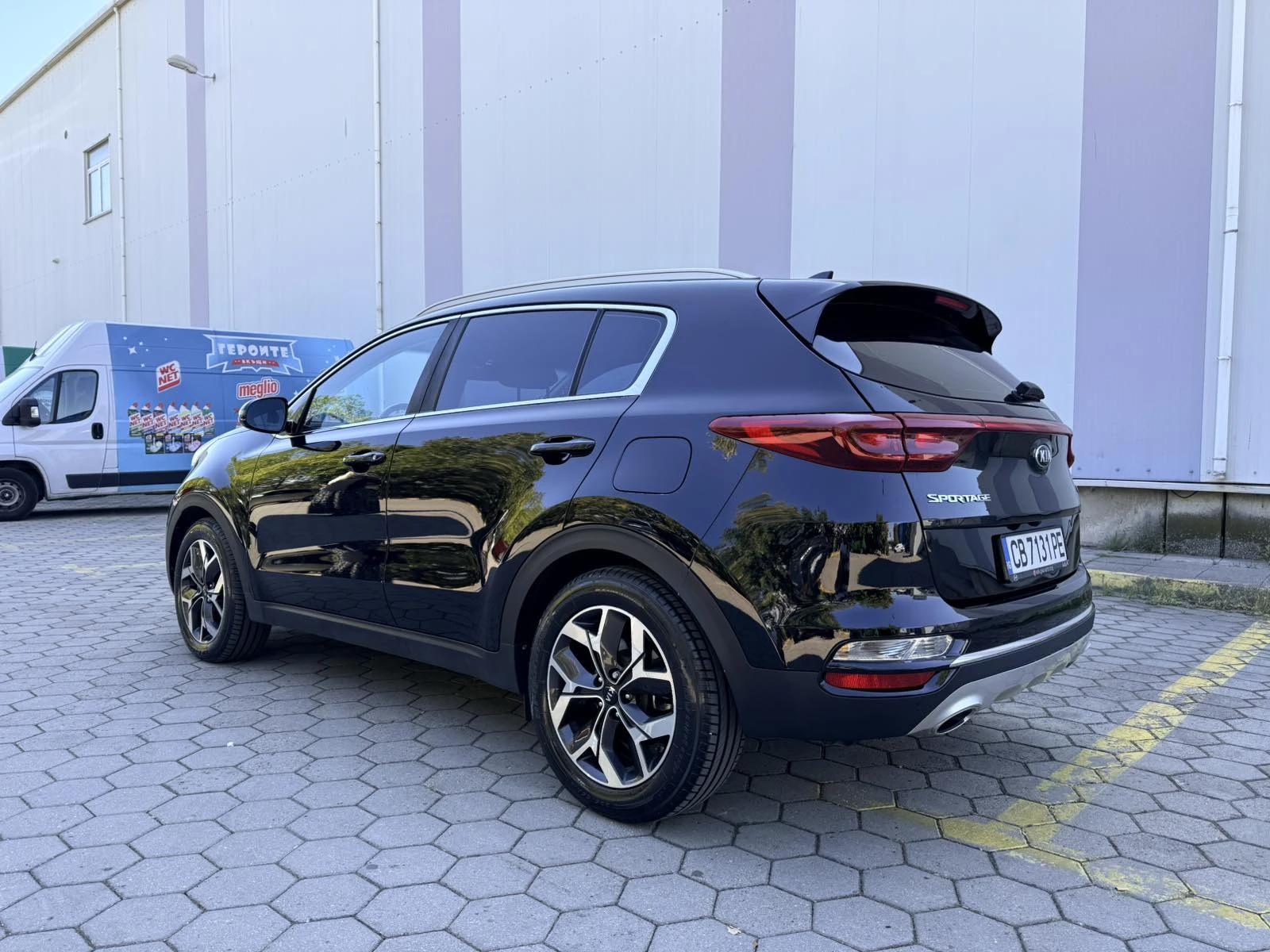 Kia Sportage 2.0 CRDI 185 к.с., снимка 6 - Автомобили и джипове - 56162038