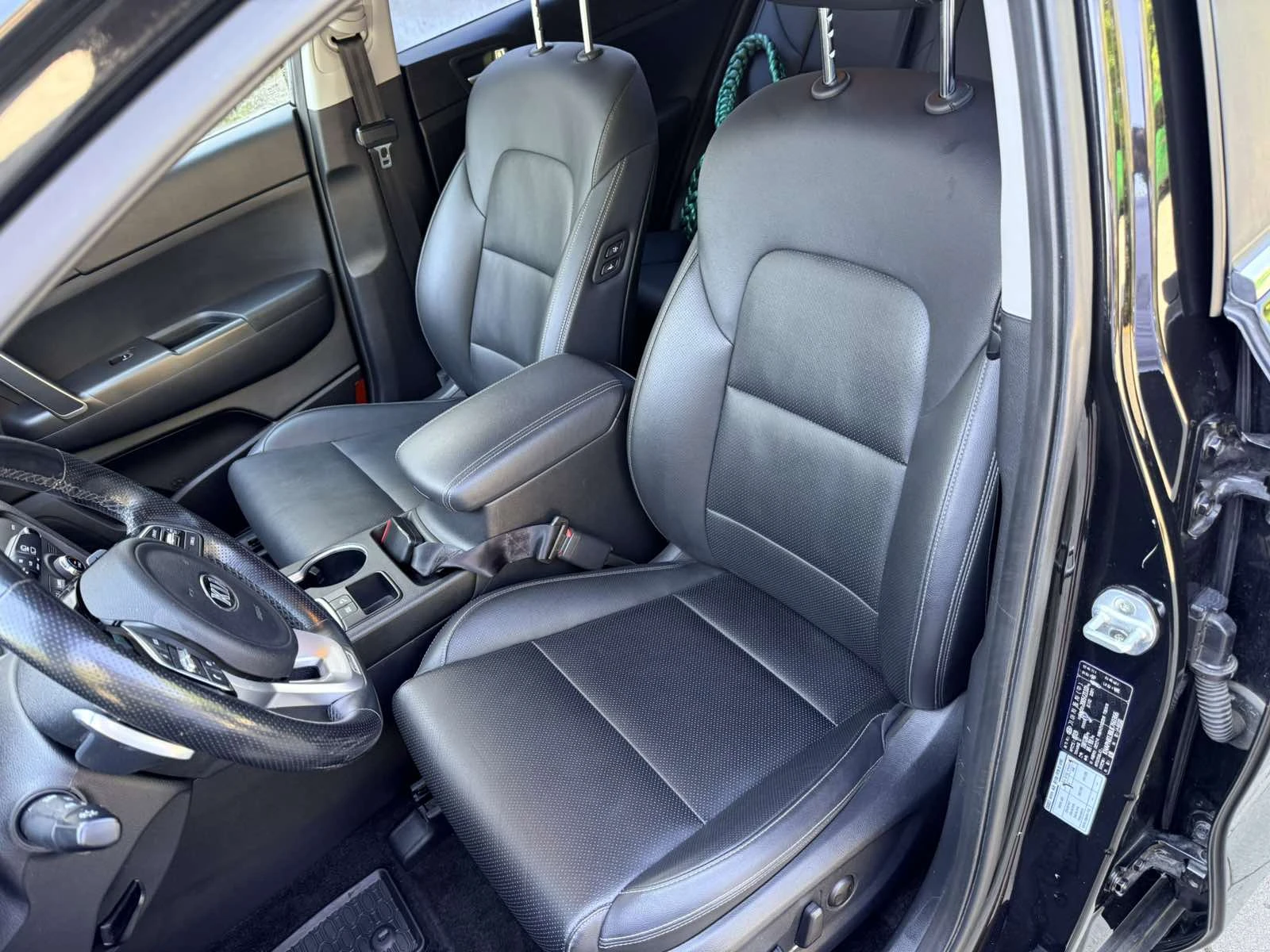 Kia Sportage 2.0 CRDI 185 к.с., снимка 10 - Автомобили и джипове - 56162038