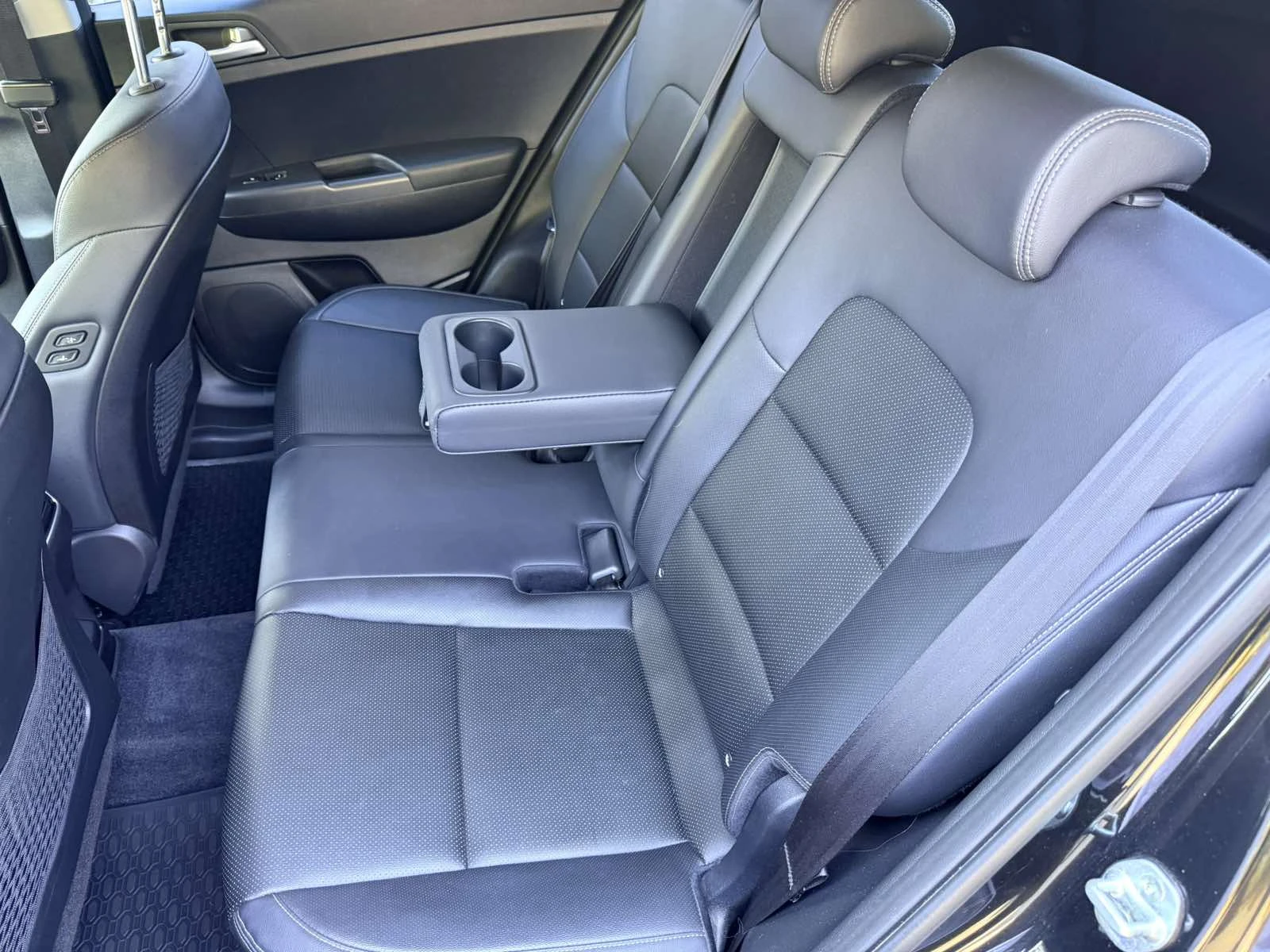 Kia Sportage 2.0 CRDI 185 к.с., снимка 12 - Автомобили и джипове - 56162038
