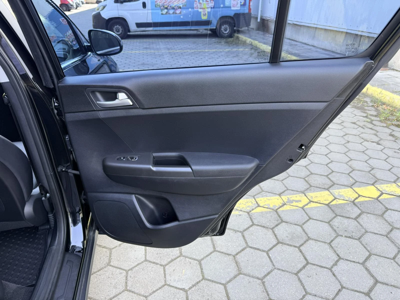 Kia Sportage 2.0 CRDI 185 к.с., снимка 14 - Автомобили и джипове - 56162038