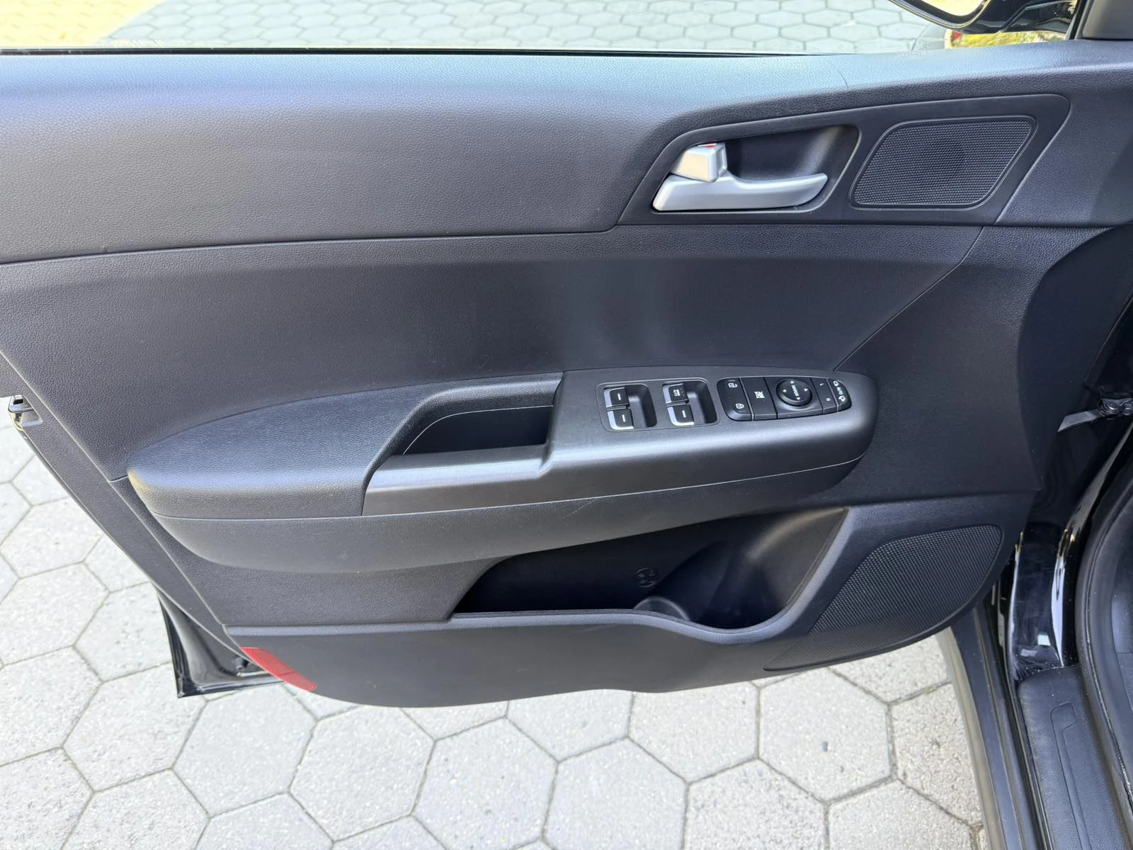 Kia Sportage 2.0 CRDI 185 к.с., снимка 11 - Автомобили и джипове - 56162038