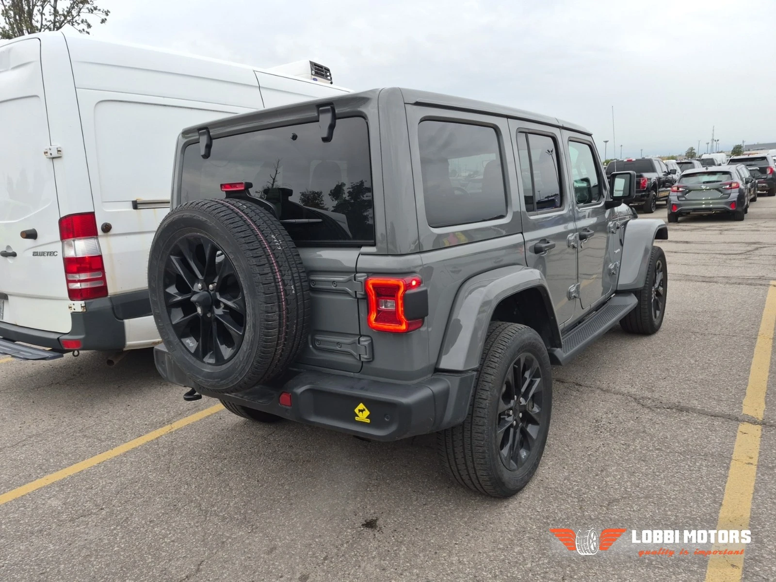 Jeep Wrangler, снимка 2 - Автомобили и джипове - 56295546