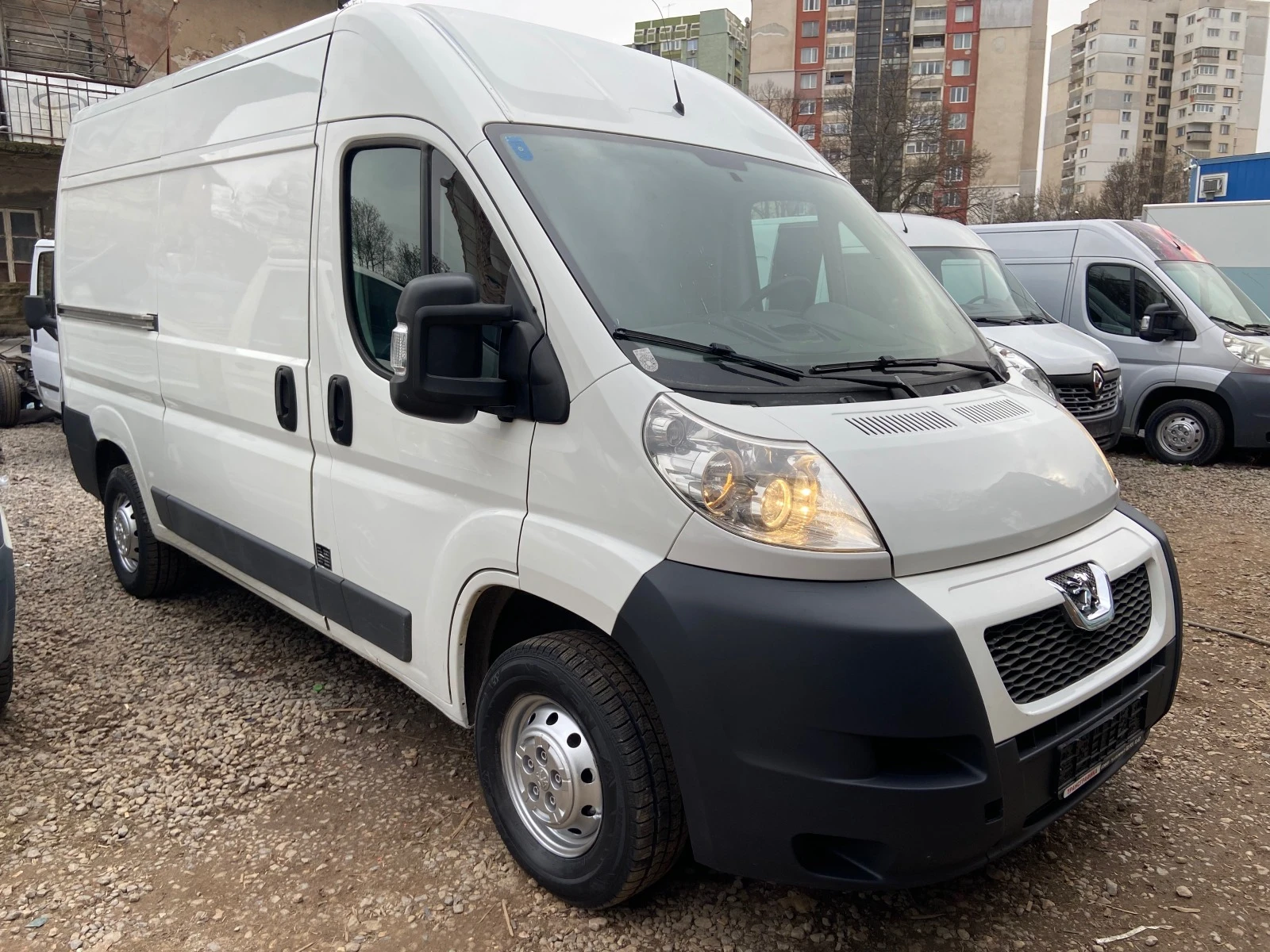 Peugeot Boxer 2.2HDi Euro5 - изображение 6