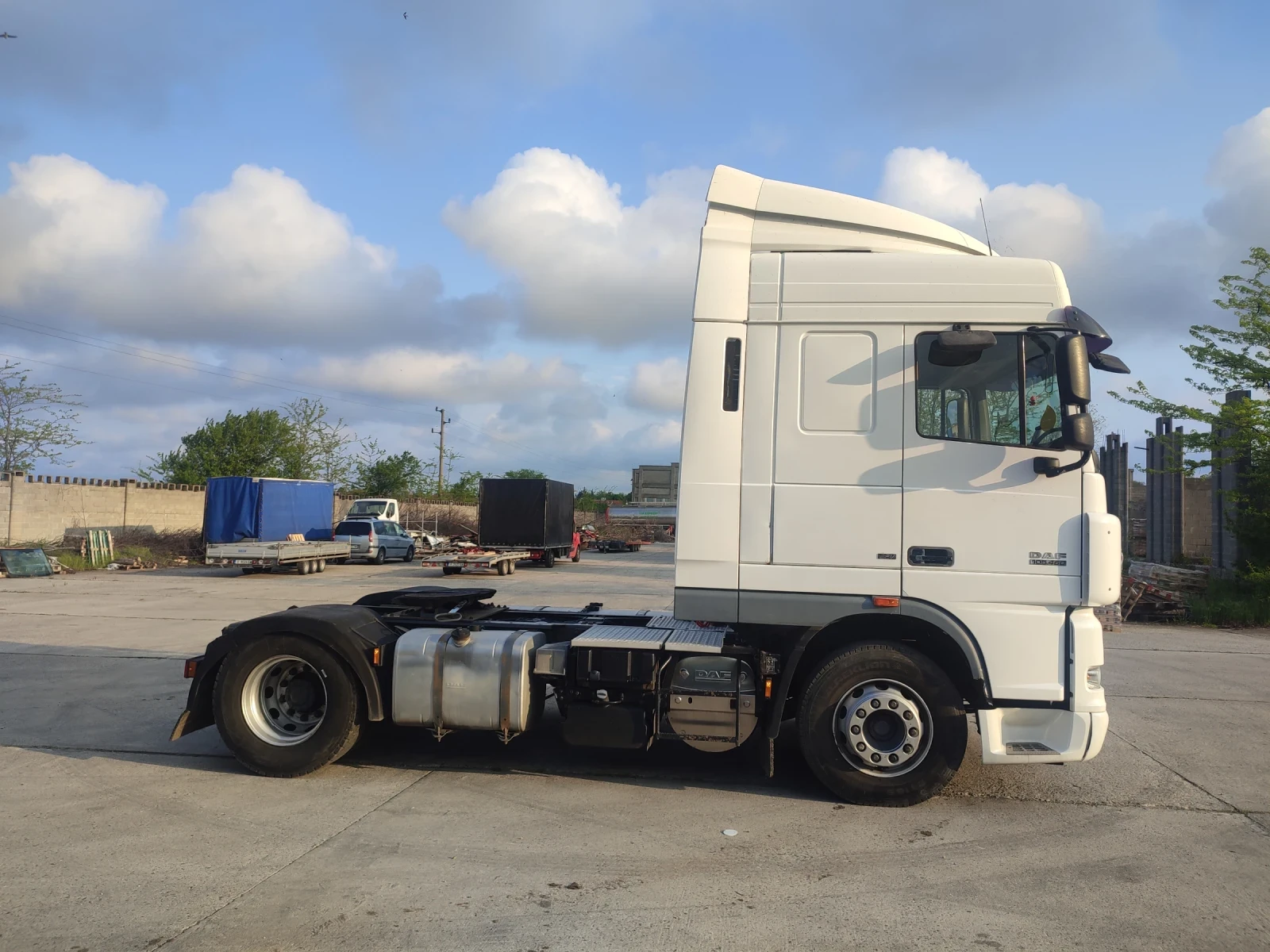 Daf XF 105 EEV запазен камион - изображение 4
