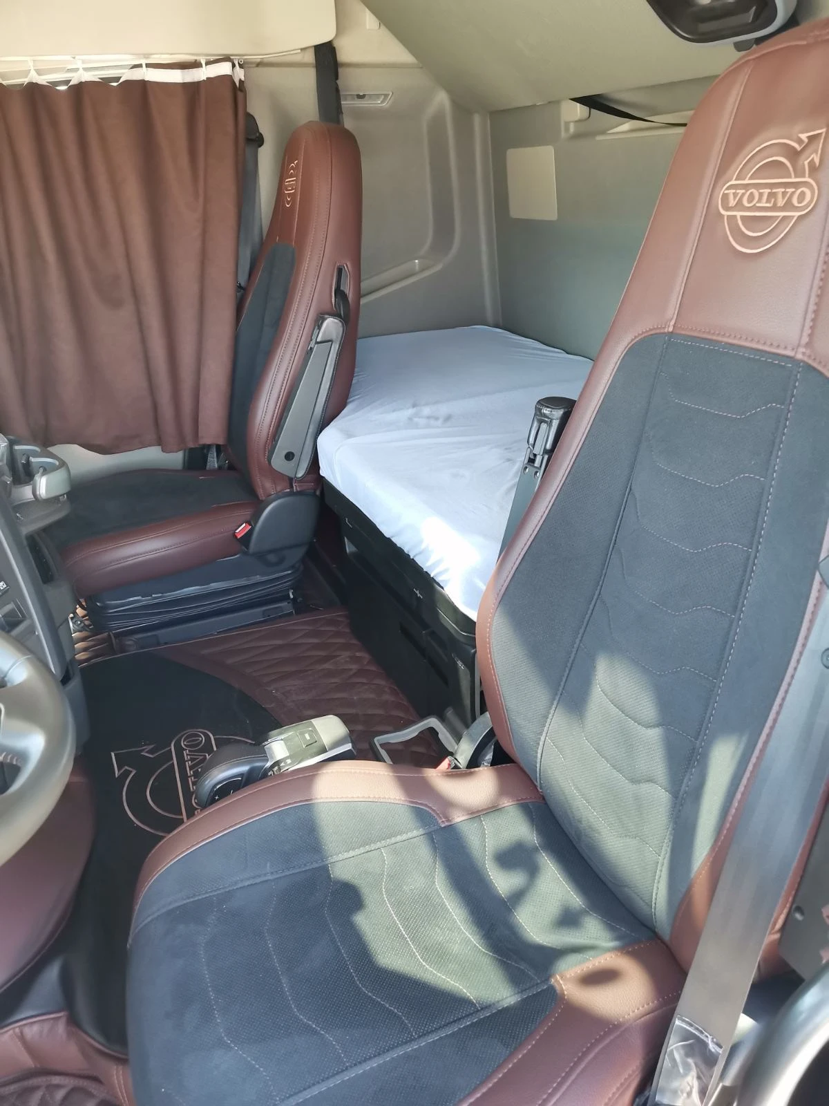 Volvo Fh 460 i-save - изображение 9