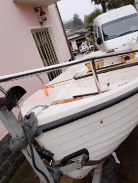 Лодка Hille, снимка 5 - Воден транспорт - 53373523