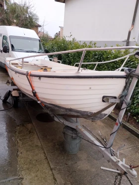 Лодка Hille, снимка 2 - Воден транспорт - 53373523