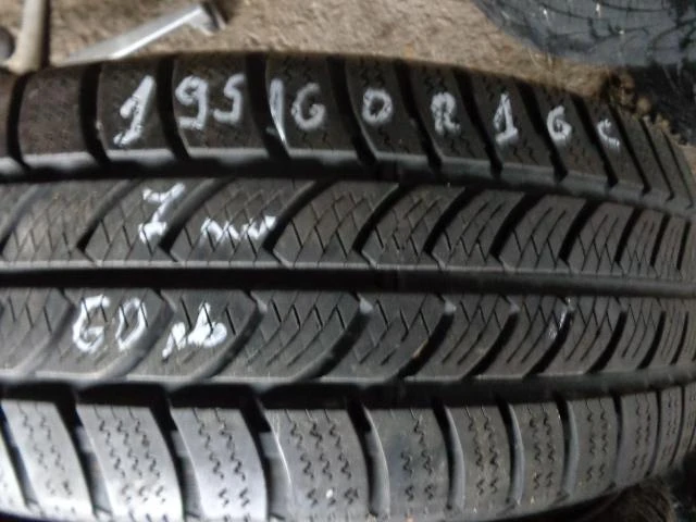 Гуми Зимни 195/60R16, снимка 3 - Гуми и джанти - 13137951