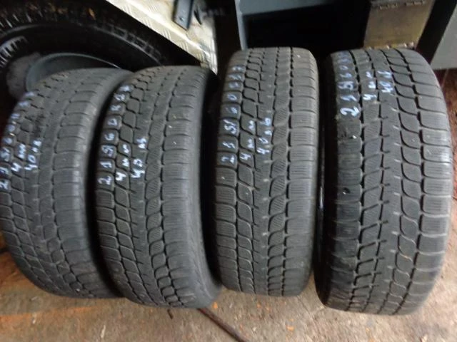 Гуми Зимни 215/60R17, снимка 13 - Гуми и джанти - 19996862