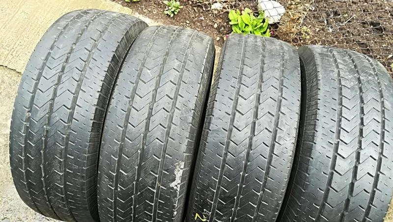 Гуми Летни 225/70R15, снимка 2 - Гуми и джанти - 25086943