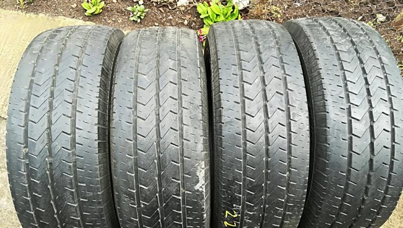 Гуми Летни 225/70R15, снимка 1 - Гуми и джанти - 25086943