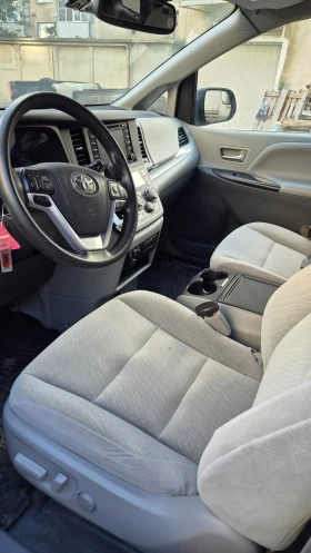 Toyota Sienna, снимка 10