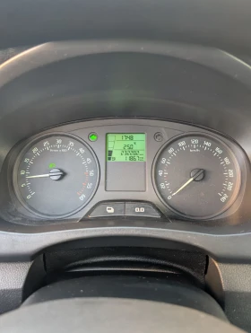 Skoda Fabia Комби, снимка 12
