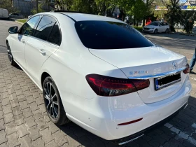 Mercedes-Benz E 220 4-MATIC Avantgarde ГАРАНЦИЯ, снимка 11