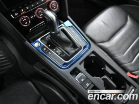 VW Arteon ПАМЕТ* DIGITAL* КАМЕРА* ПЕРА* ПОДГРЕВ* ПАНОРАМА - 17100 € / 33444.69 лв. - 22070725 6