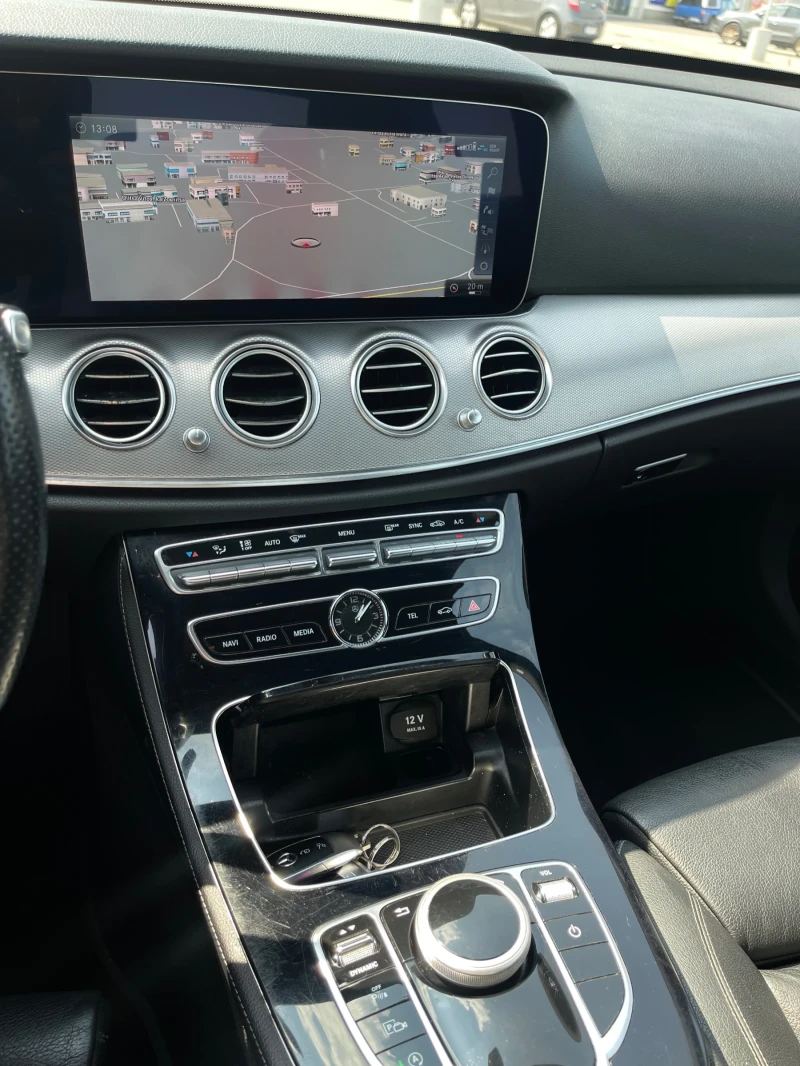 Mercedes-Benz E 200 Digital | 9g-Tronic, снимка 7 - Автомобили и джипове - 47153254