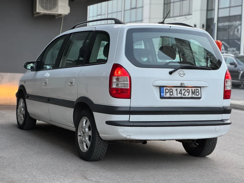 Opel Zafira 2.0 Facelift, снимка 6 - Автомобили и джипове - 47693149