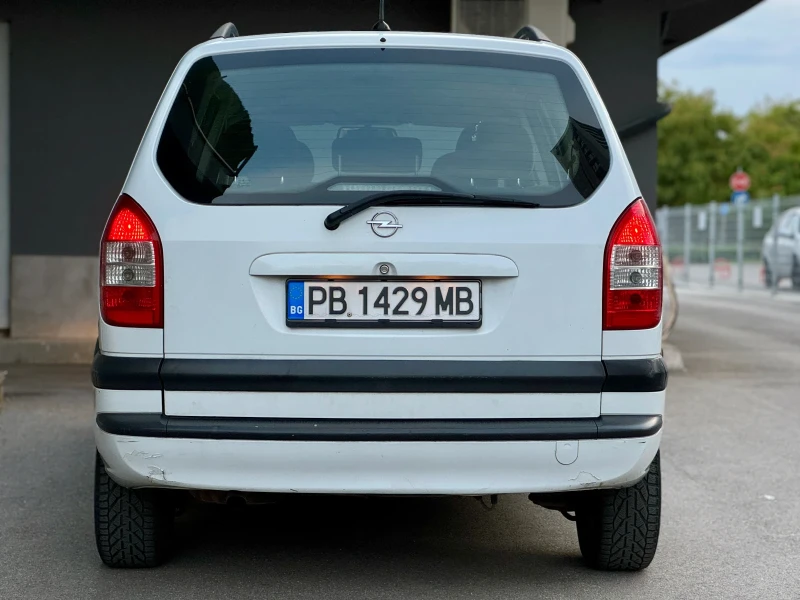 Opel Zafira 2.0 Facelift, снимка 5 - Автомобили и джипове - 47693149