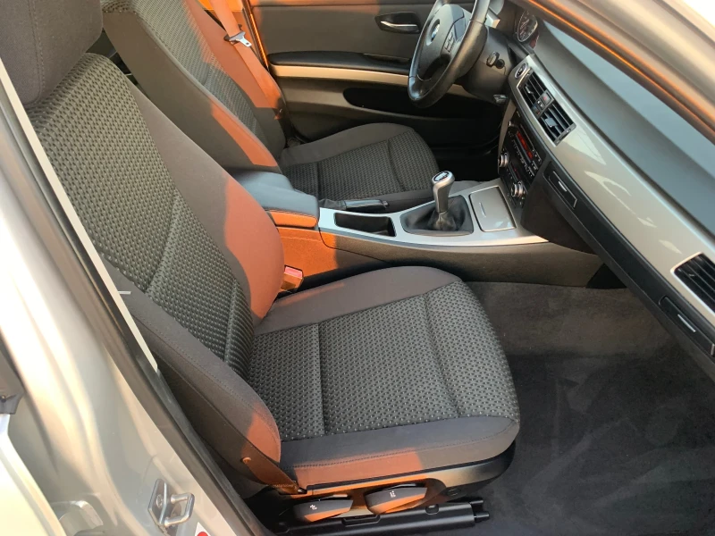 BMW 320 2.0d Xdrive, снимка 13 - Автомобили и джипове - 51372874