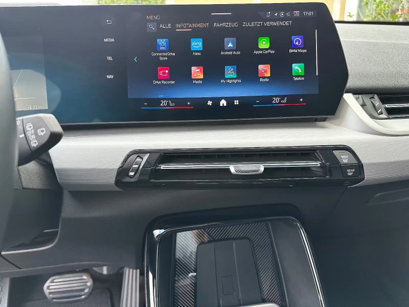 BMW iX1 xDrive30/313HP/M-SPORT/HUD/CAM/NAVI/LED/CPLAY/256g, снимка 14 - Автомобили и джипове - 51579843