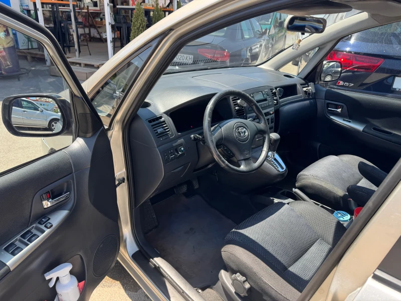 Toyota Corolla verso WWTI and LPG, снимка 2 - Автомобили и джипове - 51770318